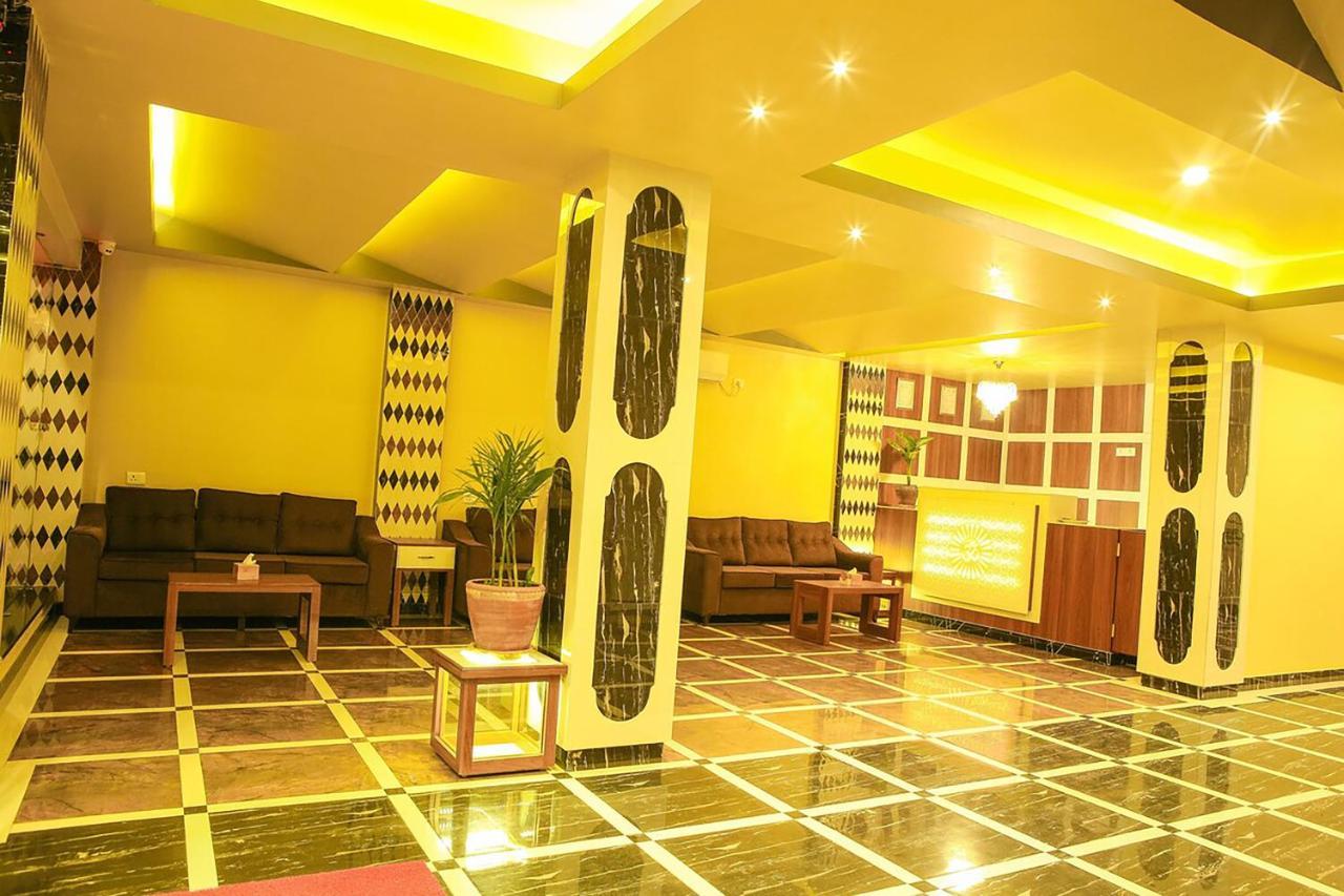 Hotel Glory Garden 포카라 외부 사진